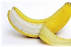 How to peel bananas correctly: interesting options